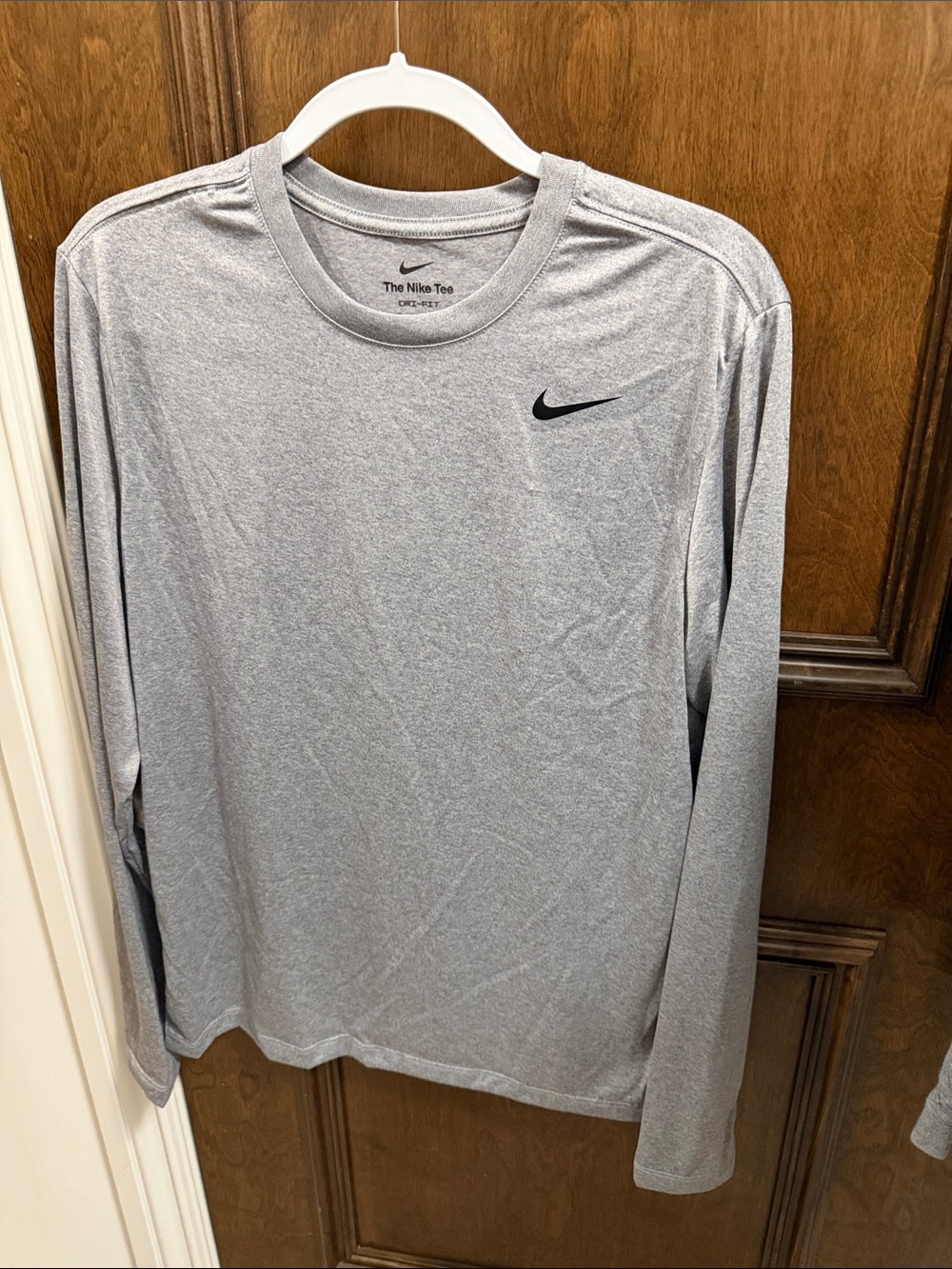Nike Dri-FIT Men’s Medium 2-Piece Shirt Bundle NWT Running Training Gray